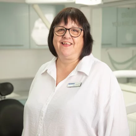 Jacqui-883688a9-0e2e6e13-1920w